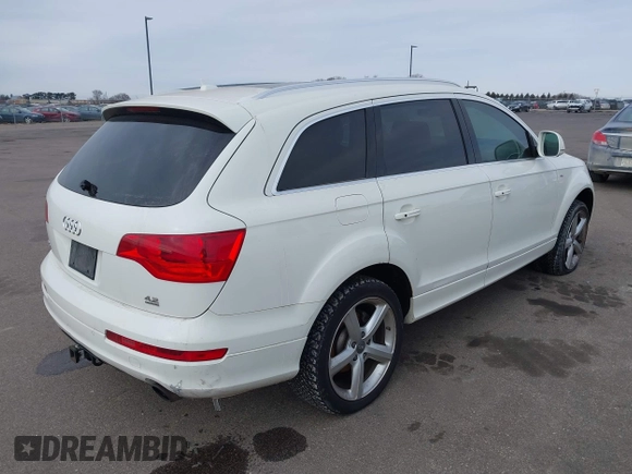 2008 Audi Q7 4.2L Premium with VIN WA1EV74L28D067833, listed as a IAAI auction lot 41541882 with 1 mi miles. Bid and sale history available at carsss.com. Image 4.