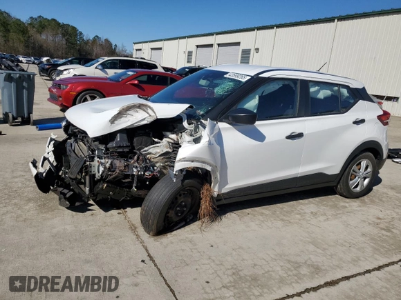 2020 Nissan Kicks S z VIN 3N1CP5BVXLL481108, wystawiony jako Copart lot #43599265 z przebiegiem 34 862 mil mil oraz Szkoda całkowita • Salvage title. Historia ofert i sprzedaży dostępna na DreamBid. Obrazek 1.