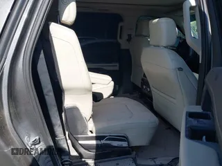 2019 Ford Expedition Max Platinum with VIN 1FMJK1MTXKEA68333, listed as a IAAI auction lot 42002336 with Not provided miles and . Bid and sale history available at DreamBid. Image 8.