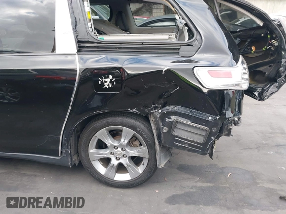 2013 Toyota Sienna SE z VIN 5TDXK3DC3DS405075, wystawiony jako IAAI lot #42127766 z przebiegiem 74 110 mil mil oraz . Historia ofert i sprzedaży dostępna na DreamBid. Obrazek 19.