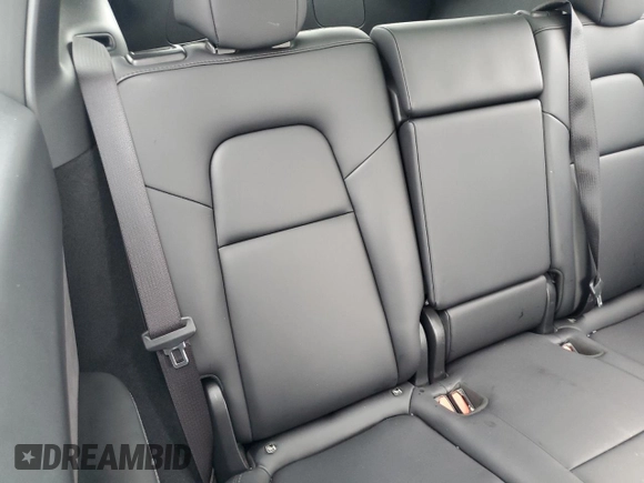 2024 Tesla Model Y Long Range с VIN 7SAYGDEE7RF180945, выставлен на аукционе Copart как лот 62059735 с пробегом Не указан миль и Списание • Salvage title. История ставок и продаж доступна на DreamBid. Изображение 11.
