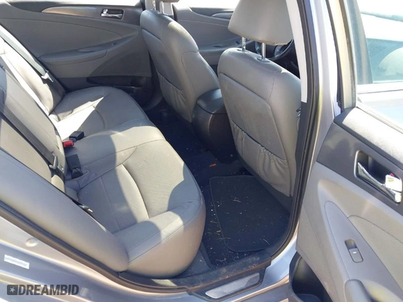 2015 Hyundai Sonata Hybrid Limited with VIN KMHEC4A46FA119336, listed as a IAAI auction lot 41944290 with 147,728 mi miles. Bid and sale history available at carsss.com. Image 8.