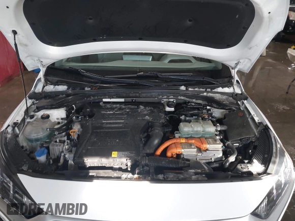 2020 Hyundai Ioniq SEL z VIN KMHC85LC9LU209366, wystawiony jako IAAI lot #41248182 z przebiegiem 120 121 mil mil oraz . Historia ofert i sprzedaży dostępna na DreamBid. Obrazek 10.