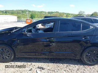 2018 Hyundai Elantra SE z VIN KMHD74LF2JU596691, wystawiony jako IAAI lot #42084069 z przebiegiem 75 652 mil mil oraz . Historia ofert i sprzedaży dostępna na DreamBid. Obrazek 15.