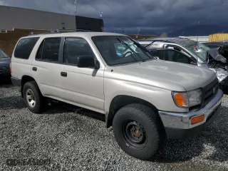 1998 Toyota 4Runner with VIN JT3GM84R4W0028634, listed as a Copart auction lot 45247195 with 338,367 mi miles and Clean Title. Bid and sale history available at carsss.com. Image 4.