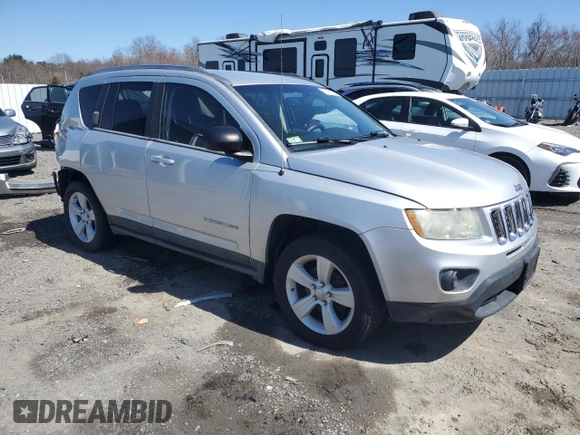 2011 Jeep Compass Latitude with VIN 1J4NT1FB0BD189881, listed as a Copart auction lot 51971015 with 95,951 mi miles and Clean Title. Bid and sale history available at carsss.com. Image 4.