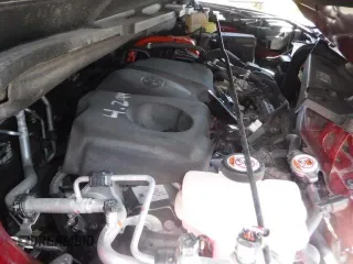 2022 Toyota Sienna LE z VIN 5TDKSKFC9NS052652, wystawiony jako Copart lot #56097434 z przebiegiem 41 959 mil mil oraz Nie do naprawy • Non repairable. Historia ofert i sprzedaży dostępna na DreamBid. Obrazek 7.