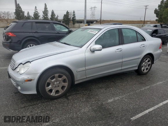 2006 Mercedes-Benz C с VIN WDBRF56J46F788563, выставлен на аукционе Copart как лот 50448415 с пробегом 74 315 миль миль и Чистый • Clean title. История ставок и продаж доступна на DreamBid. Изображение 1.