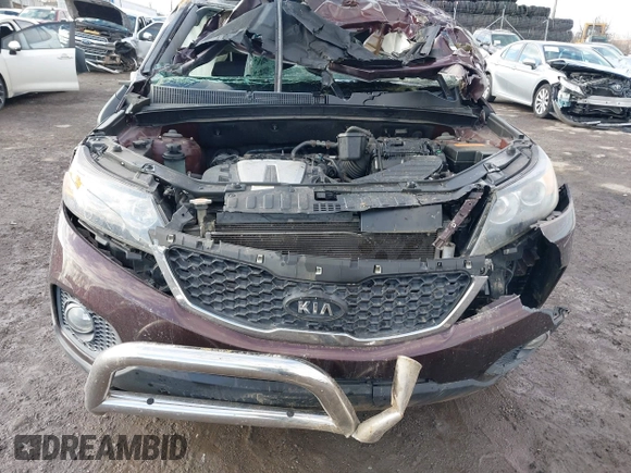 2012 Kia Sorento EX with VIN 5XYKUDA29CG262599, listed as a IAAI auction lot 41527740 with Not Provided miles. Bid and sale history available at carsss.com. Image 11.