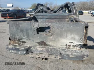 2008 Nissan Frontier SE z VIN 1N6AD07W08C451892, wystawiony jako Copart lot #50370945 z przebiegiem Nie podano mil oraz Nie do naprawy • Non repairable. Historia ofert i sprzedaży dostępna na DreamBid. Obrazek 6.