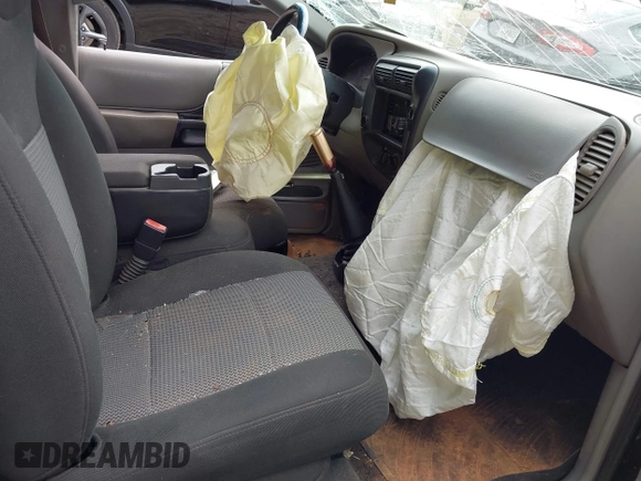 2000 Ford Ranger XL z VIN 1FTYR14C8YTA87370, wystawiony jako IAAI lot #42071213 z przebiegiem Nie podano mil oraz . Historia ofert i sprzedaży dostępna na DreamBid. Obrazek 5.