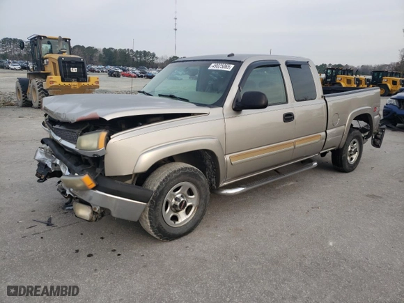 2003 Chevrolet Silverado 1500 LT with VIN 2GCEK19T731139795, listed as a Copart auction lot 49025065 with 230,619 mi miles and Salvage Title. Bid and sale history available at carsss.com. Image 1.