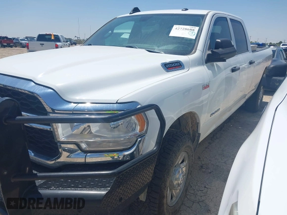 2022 Ram 2500 Tradesman z VIN 3C6UR5HJ7NG351676, wystawiony jako IAAI lot #42728688 z przebiegiem 90 318 mil mil oraz . Historia ofert i sprzedaży dostępna na DreamBid. Obrazek 16.