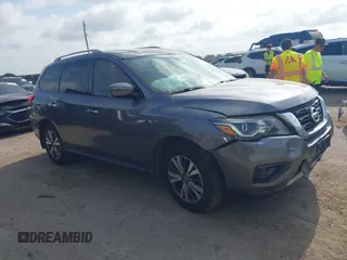 2017 Nissan Pathfinder SV with VIN 5N1DR2MN2HC611842, listed as a IAAI auction lot 42535832 with 154,908 mi miles and . Bid and sale history available at DreamBid. Image 1.