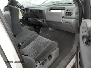 2002 Ford Super Duty F-250 XL with VIN 1FTNX21S12EA57763, listed as a Copart auction lot 42181815 with 0 mi miles and Clean Title. Bid and sale history available at carsss.com. Image 8.
