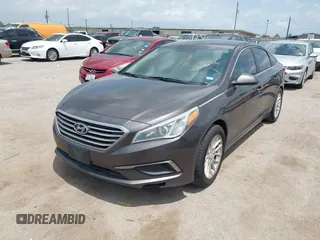 2016 Hyundai Sonata SE with VIN 5NPE24AF8GH318956, listed as a IAAI auction lot 42066232 with 193,088 mi miles and . Bid and sale history available at DreamBid. Image 2.
