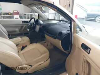 2009 Volkswagen Beetle S с VIN 3VWRG31Y89M409086, выставлен на аукционе IAAI как лот 41890714 с пробегом 100 034 миль миль и . История ставок и продаж доступна на DreamBid. Изображение 5.