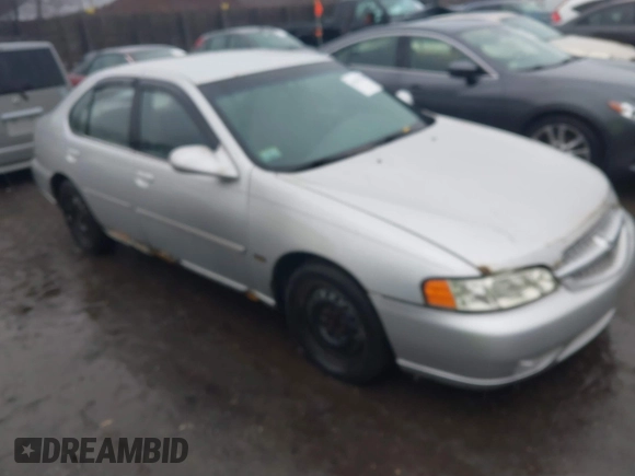 2001 Nissan Altima GXE with VIN 1N4DL01D31C141385, listed as a IAAI auction lot 41827462 with 238,355 mi miles. Bid and sale history available at carsss.com. Image 1.