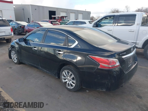 2015 Nissan Altima SV with VIN 1N4AL3AP0FC229168, listed as a IAAI auction lot 41196686 with 172,675 mi miles and . Bid and sale history available at DreamBid. Image 3.