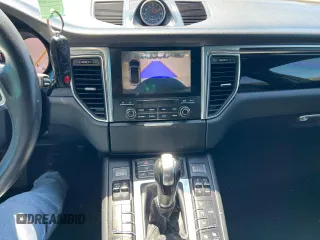 2018 Porsche Macan с VIN WP1AA2A53JLB05508, выставлен на аукционе Copart как лот 55918175 с пробегом 158 277 миль миль и Чистый • Clean title. История ставок и продаж доступна на DreamBid. Изображение 10.
