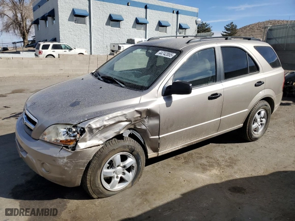 2009 Kia Sorento LX with VIN KNDJC735295870621, listed as a Copart auction lot 44742855 with 120,156 mi miles and Salvage Title. Bid and sale history available at carsss.com. Image 1.