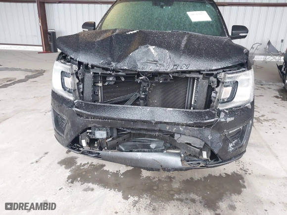 2019 Ford Expedition XLT with VIN 1FMJU1JT5KEA01234, listed as a IAAI auction lot 41515925 with 98,665 mi miles. Bid and sale history available at carsss.com. Image 6.
