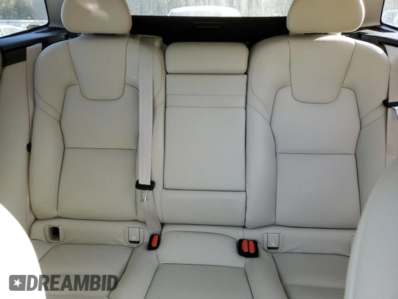 2018 Volvo XC60 Momentum z VIN LYVA22RKXJB086811, wystawiony jako Copart lot #75539864 z przebiegiem 50 449 mil mil oraz Nie do naprawy • Non repairable. Historia ofert i sprzedaży dostępna na DreamBid. Obrazek 10.