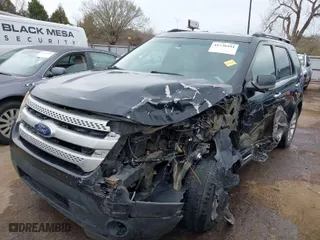 2015 Ford Explorer XLT with VIN 1FM5K7D80FGC02664, listed as a IAAI auction lot 41738494 with 174,192 mi miles. Bid and sale history available at carsss.com. Image 2.