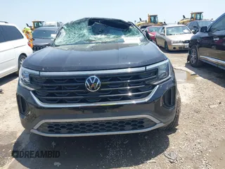 2024 Volkswagen Atlas SEL with VIN 1V2BE2CA3RC233021, listed as a IAAI auction lot 42185251 with 23,398 mi miles and . Bid and sale history available at DreamBid. Image 11.