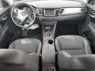 2017 Kia Niro EX with VIN KNDCC3LC5H5070796, listed as a Copart auction lot 55877834 with 95,441 mi miles and Salvage Title. Bid and sale history available at carsss.com. Image 8.