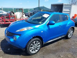 2011 Nissan Juke SL with VIN JN8AF5MV6BT017333, listed as a IAAI auction lot 41888660 with 82,059 mi miles. Bid and sale history available at carsss.com. Image 2.
