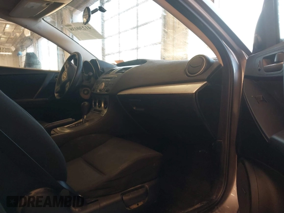 2010 Mazda Mazda3 i Touring with VIN JM1BL1SF6A1213814, listed as a IAAI auction lot 41230038 with 206,044 mi miles. Bid and sale history available at carsss.com. Image 5.