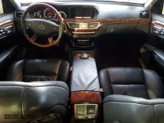 2009 Mercedes-Benz S-Class 5.5L V8 with VIN WDDNG71X99A247374, listed as a Copart auction lot 45904905 with 149,237 mi miles and Salvage Title. Bid and sale history available at carsss.com. Image 8.