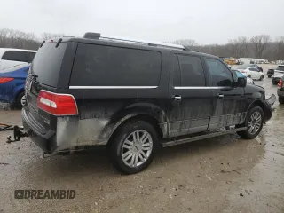 2008 Lincoln Navigator with VIN 5LMFL28528LJ19894, listed as a Copart auction lot 47608635 with 250,569 mi miles and Salvage title. Bid and sale history available at DreamBid. Image 3.