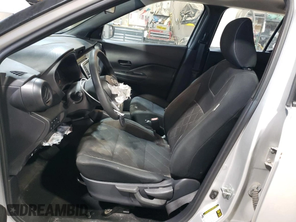 2020 Nissan Kicks S with VIN 3N1CP5BV1LL518434, listed as a Copart auction lot 46991545 with 66,980 mi miles and Salvage Title. Bid and sale history available at carsss.com. Image 7.