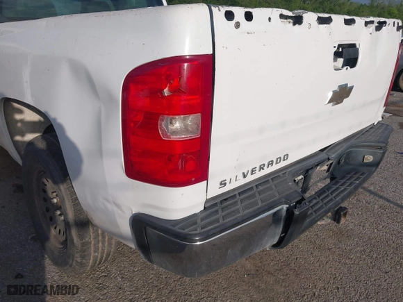 2008 Chevrolet Silverado 1500 LT w/1LT with VIN 2GCEC19C481267593, listed as a IAAI auction lot 42030413 with 258,754 mi miles. Bid and sale history available at carsss.com. Image 6.