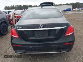 2018 Mercedes-Benz E-Class E 300 with VIN WDDZF4JB1JA454711, listed as a IAAI auction lot 41730604 with 127,985 mi miles. Bid and sale history available at carsss.com. Image 15.