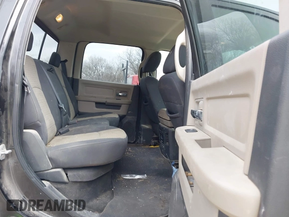 2010 Dodge 1500 SLT z VIN 1D7RV1CT9AS228384, wystawiony jako IAAI lot #41691318 z przebiegiem 214 265 mil mil oraz . Historia ofert i sprzedaży dostępna na DreamBid. Obrazek 8.