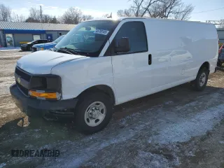 2014 Chevrolet Express Cargo Van with VIN 1GCWGGFA9E1105801, listed as a Copart auction lot 45789185 with 117,119 mi miles and Salvage Title. Bid and sale history available at carsss.com. Image 1.