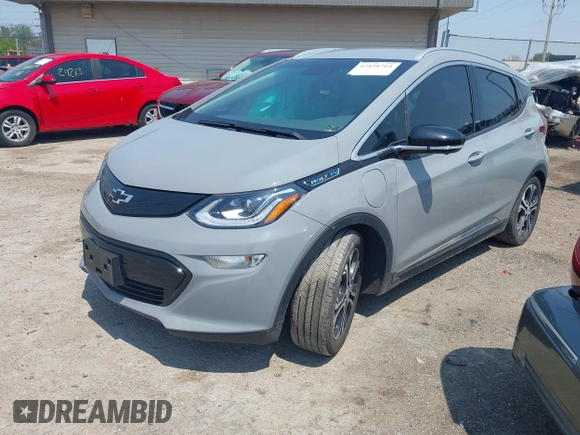 2021 Chevrolet Bolt EV Premier z VIN 1G1FZ6S01M4106836, wystawiony jako IAAI lot #42438764 z przebiegiem 27 894 mil mil oraz . Historia ofert i sprzedaży dostępna na DreamBid. Obrazek 17.
