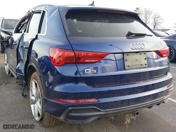 2022 Audi Q3 S line Premium Plus with VIN WA1EECF37N1084176, listed as a IAAI auction lot 41519490 with 22,884 mi miles. Bid and sale history available at carsss.com. Image 3.
