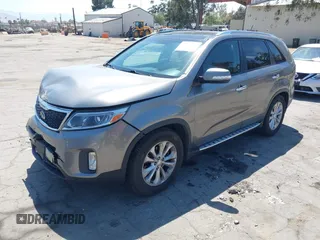 2014 Kia Sorento EX with VIN 5XYKU4A74EG498074, listed as a IAAI auction lot 42136870 with 128,142 mi miles. Bid and sale history available at carsss.com. Image 2.