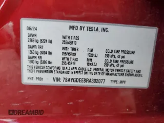 2024 Tesla Model Y Long Range z VIN 7SAYGDEE8RA302077, wystawiony jako Copart lot #52622465 z przebiegiem 11 830 mil mil oraz Szkoda całkowita • Salvage title. Historia ofert i sprzedaży dostępna na DreamBid. Obrazek 14.