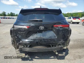 2021 Toyota Highlander L z VIN 5TDBZRBH2MS557694, wystawiony jako Copart lot #61921955 z przebiegiem 39 634 mil mil oraz Szkoda całkowita • Salvage title. Historia ofert i sprzedaży dostępna na DreamBid. Obrazek 6.