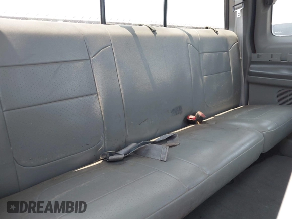 2002 Ford F-250 XL with VIN 1FTNX20F32EB42981, listed as a IAAI auction lot 42585853 with 244,297 mi miles and . Bid and sale history available at DreamBid. Image 8.