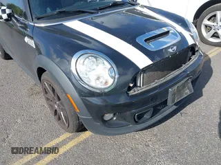 2013 MINI Hardtop S with VIN WMWSV3C53DT477574, listed as a IAAI auction lot 42385383 with 81,312 mi miles and . Bid and sale history available at DreamBid. Image 14.