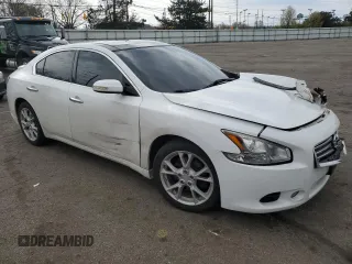 2014 Nissan Maxima SV with VIN 1N4AA5AP2EC498224, listed as a Copart auction lot 52501575 with 97,980 mi miles and Salvage Title. Bid and sale history available at DreamBid. Image 4.