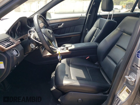2013 Mercedes-Benz E 350 Luxury with VIN WDDHF5KB9DA672755, listed as a Copart auction lot 59916805 with 117,688 mi miles and Clean title. Bid and sale history available at DreamBid. Image 7.