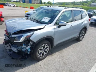 2024 Subaru Forester Premium с VIN JF2SKADC6RH408211, выставлен на аукционе IAAI как лот 42296810 с пробегом 7 785 миль миль и . История ставок и продаж доступна на DreamBid. Изображение 18.