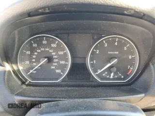 2013 BMW 1 Series 128i с VIN WBAUL7C56DVU09909, выставлен на аукционе Copart как лот 89133495 с пробегом Не указан миль и Списание • Salvage title. История ставок и продаж доступна на DreamBid. Изображение 9.